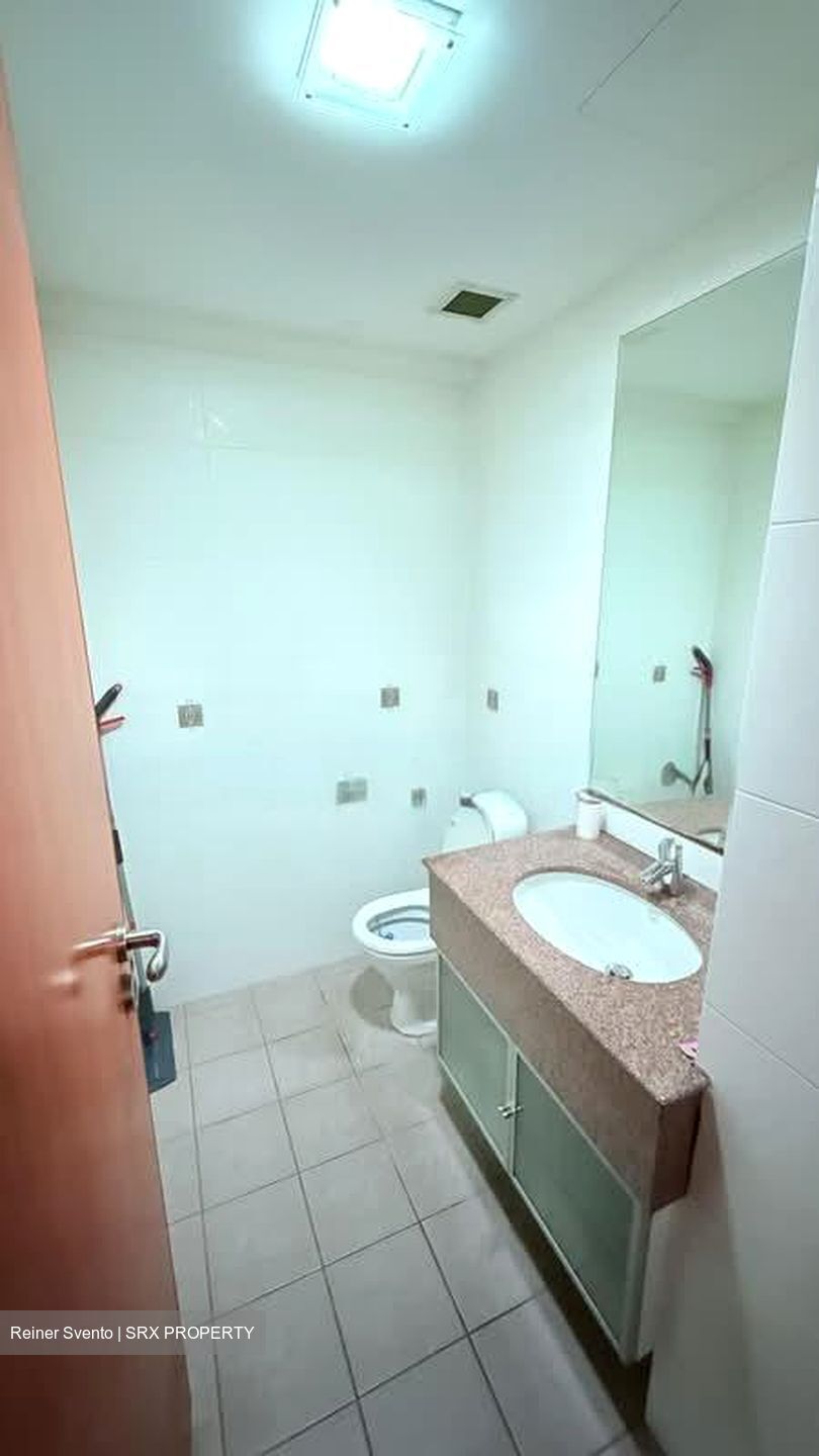 Lorong Telok (D1), Shop House #570914931